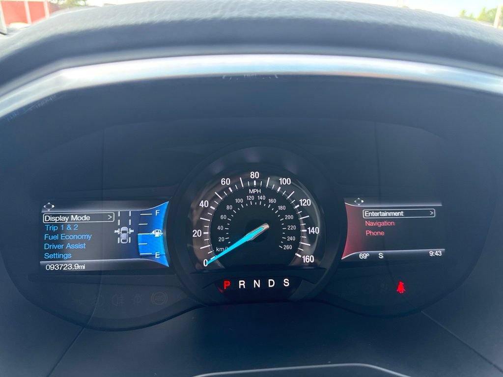 Used 2015 Ford Edge Titanium w/ Equipment Group 302A AWD/4WD image 14