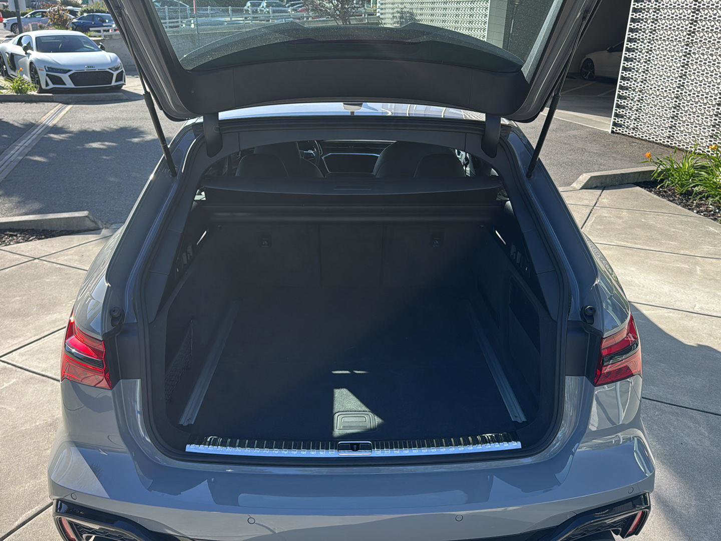 Used 2025 Audi RS 6 performance image 10