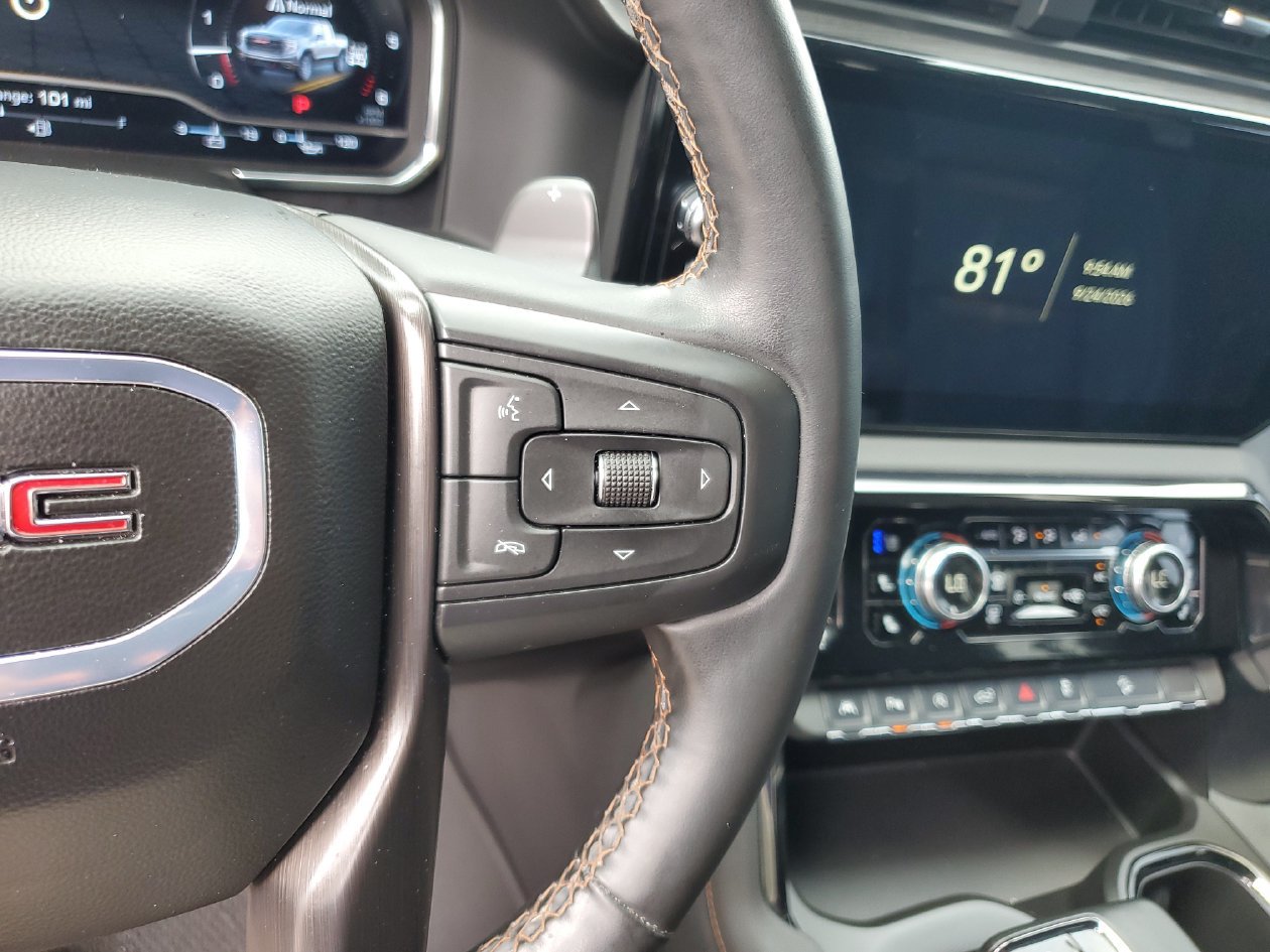 Used 2024 GMC Sierra 1500 AT4 w/ Technology Package AWD/4WD image 28