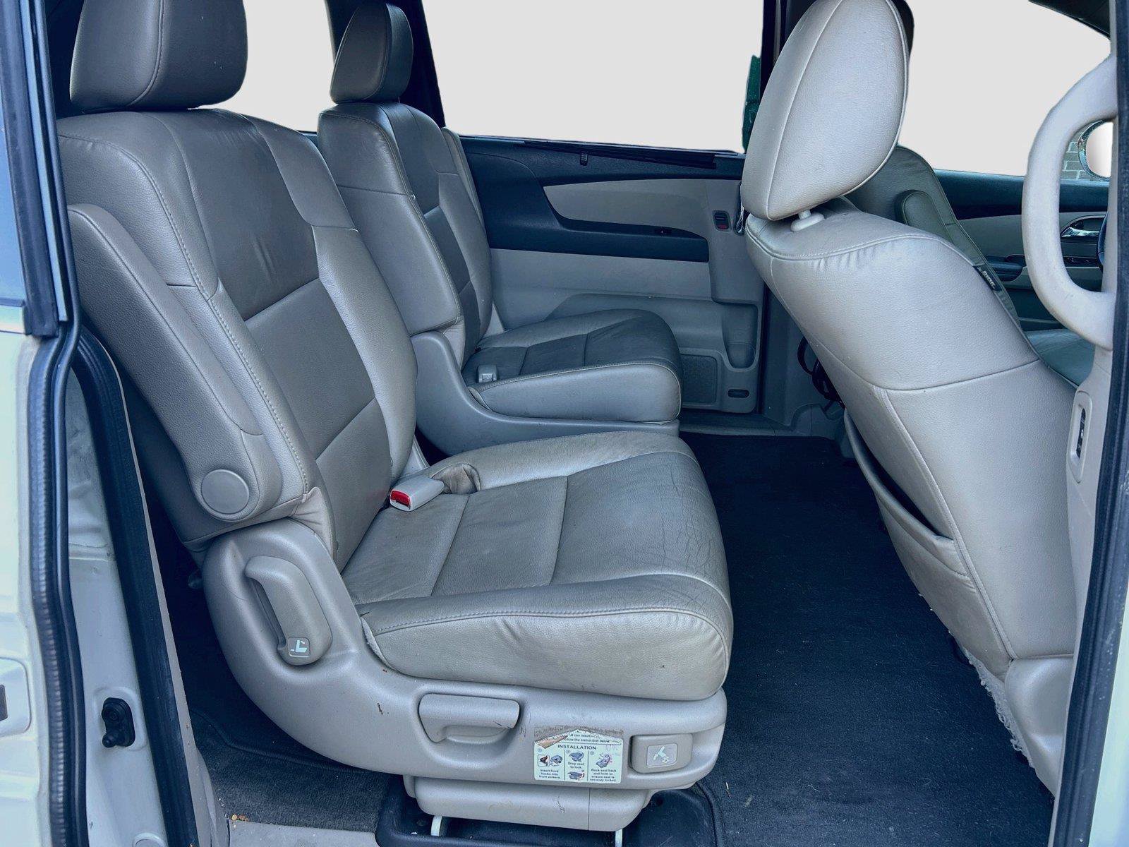 Used 2015 Honda Odyssey Touring image 23