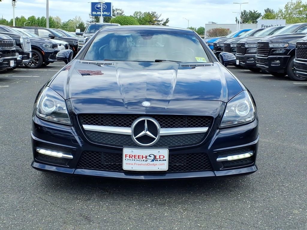 Used 2015 Mercedes-Benz SLK 350 image 2