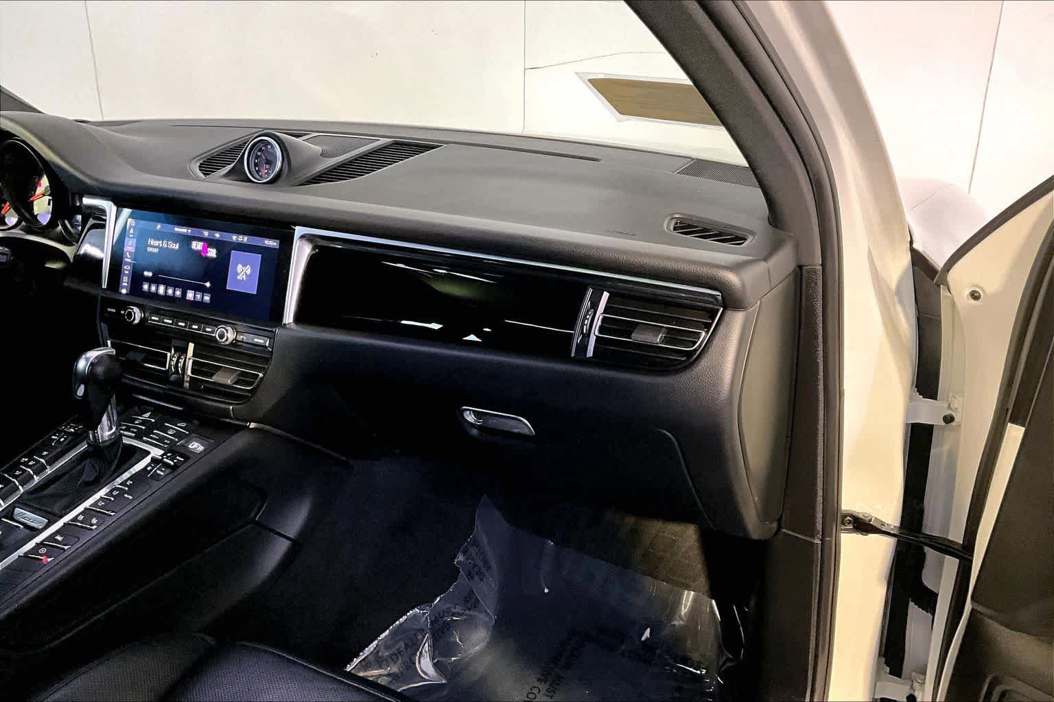 Used 2020 Porsche Macan S AWD/4WD image 19