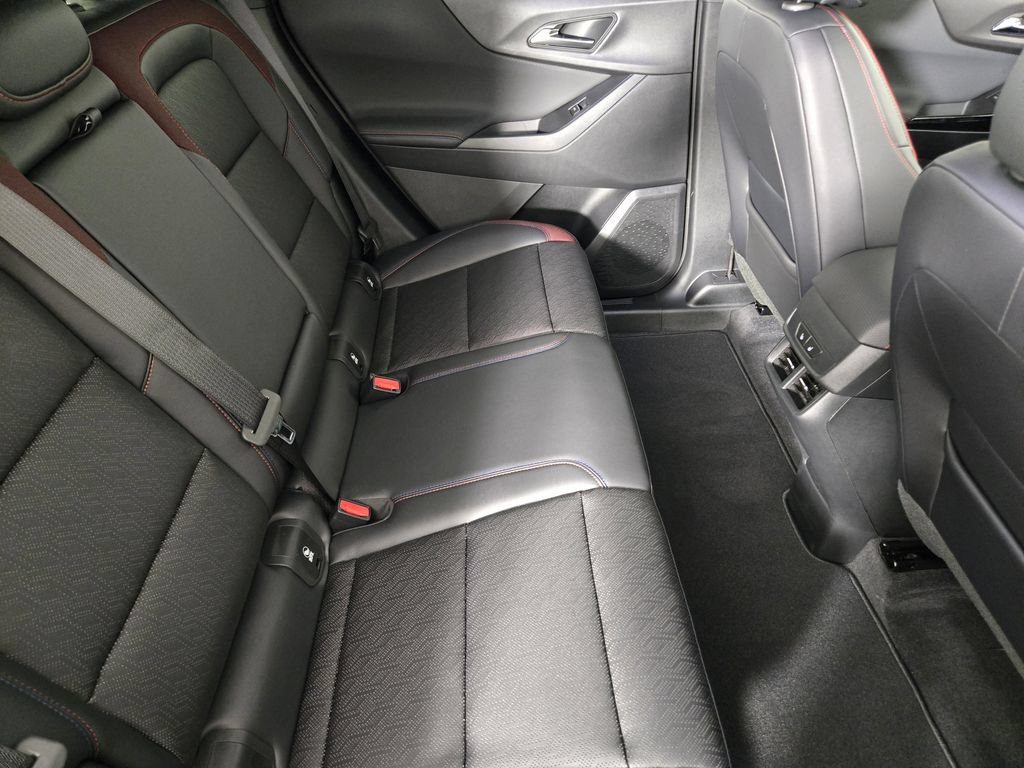 New 2026 Chevrolet Equinox RS w/ Convenience Package III FWD image 34