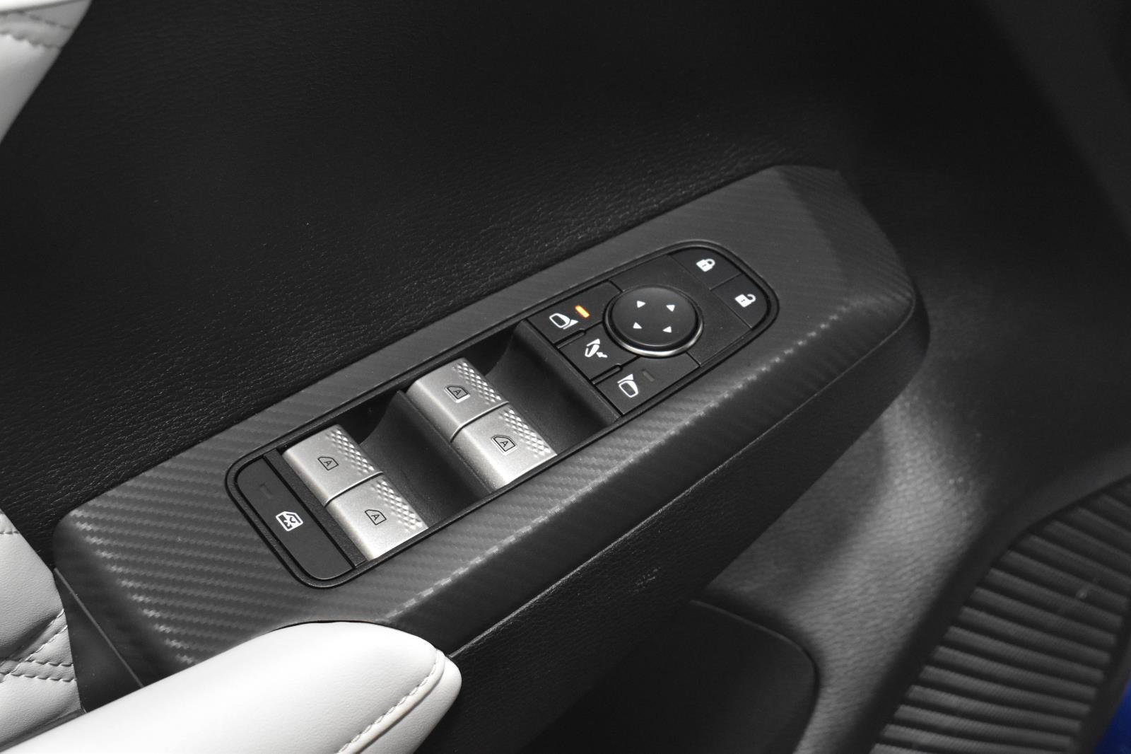 Used 2023 Mitsubishi Outlander SEL image 11