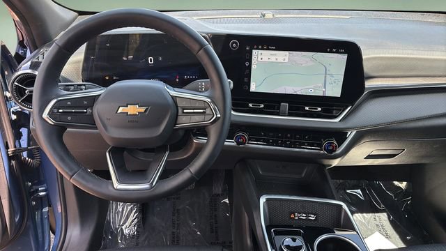 Used 2026 Chevrolet Equinox LT w/ Convenience Package II image 18