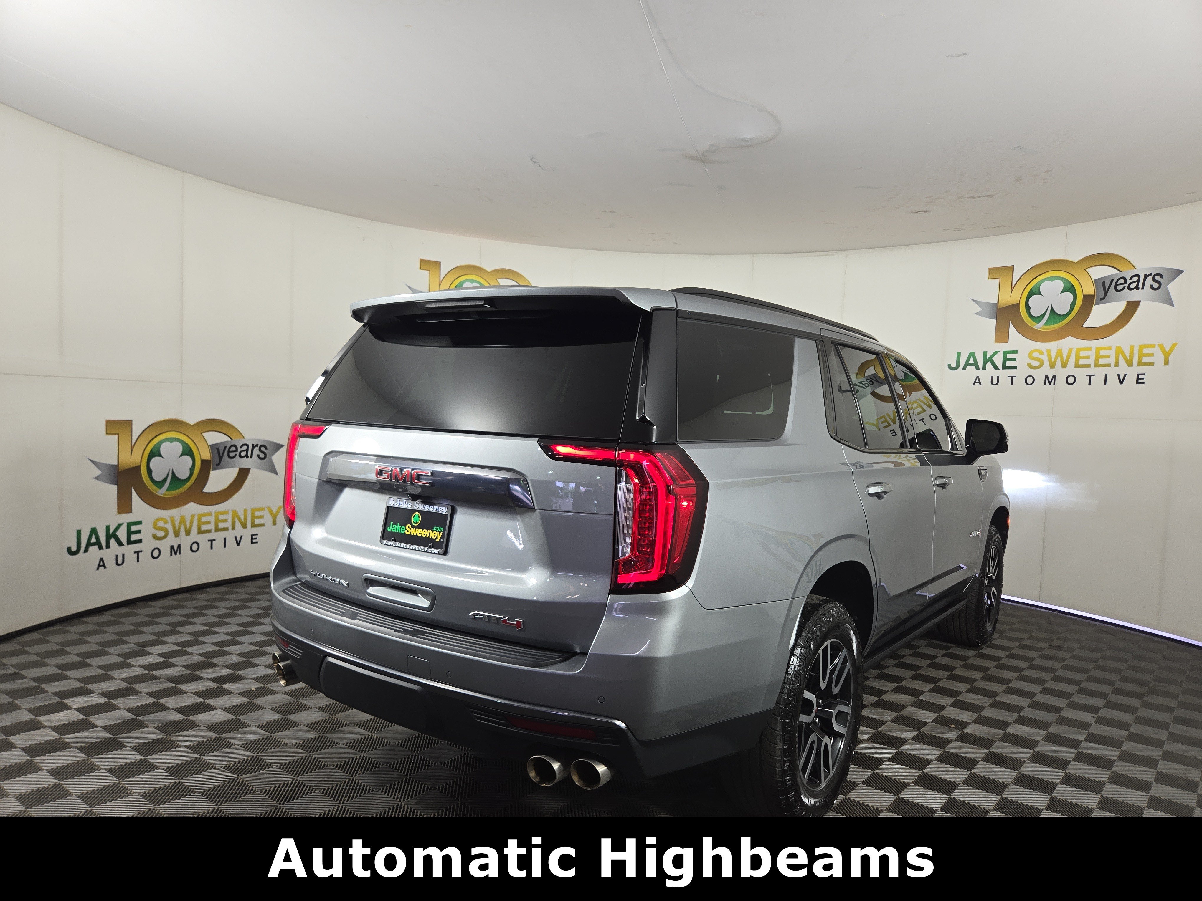 Certified 2023 GMC Yukon AT4 w/ AT4 Premium Plus Package AWD/4WD image 9