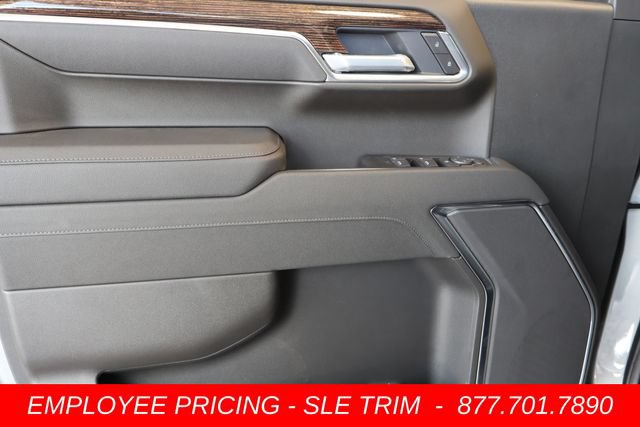 New 2026 GMC Sierra 1500 SLE w/ Max Trailering Package AWD/4WD image 14