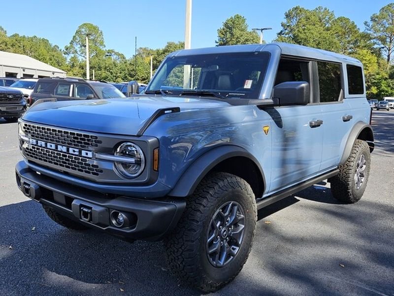 New 2025 Ford Bronco Badlands AWD/4WD image 3