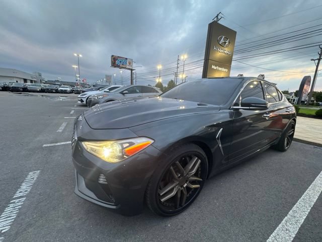 Used 2019 Genesis G70 3.3T Design RWD image 3