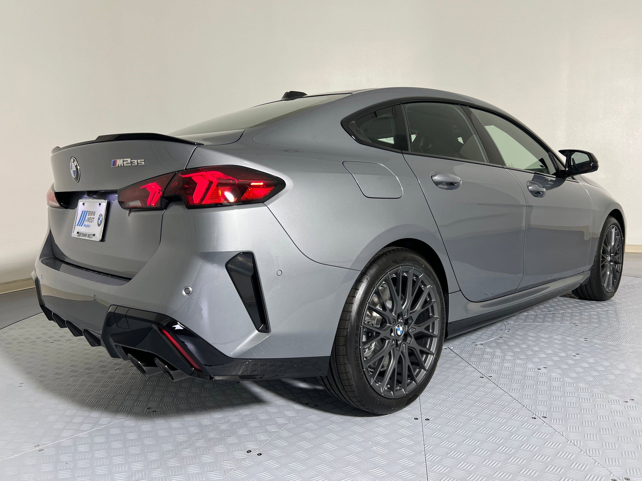 Used 2026 BMW M235i xDrive image 9