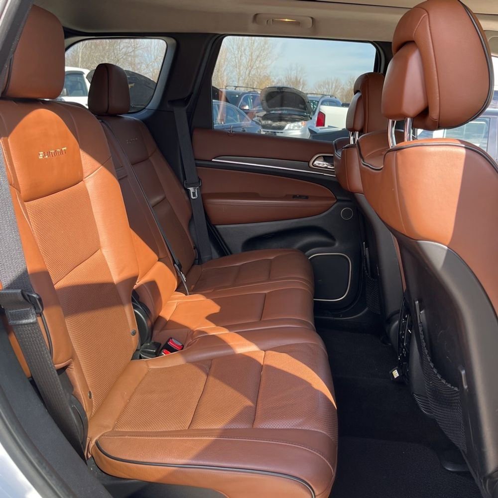Used 2015 Jeep Grand Cherokee Summit w/ Platinum Series Group image 10