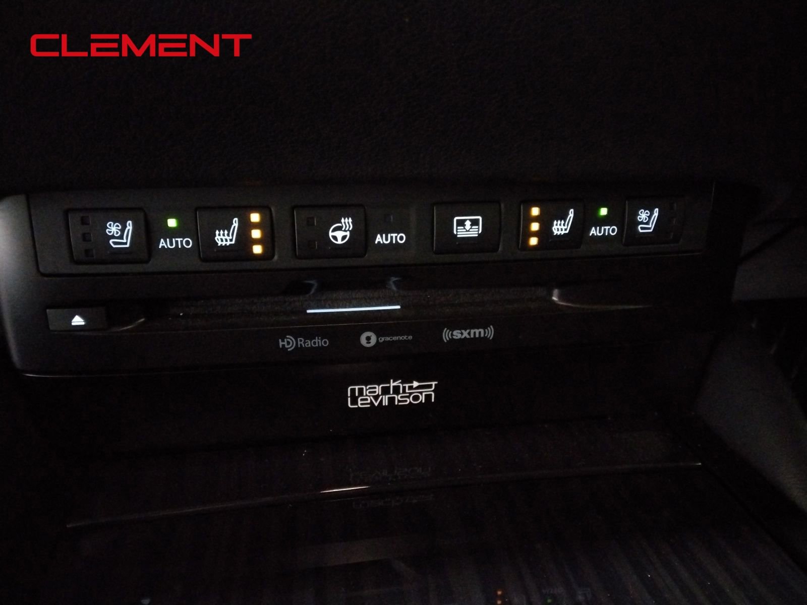 Used 2020 Lexus ES 350 Luxury w/ Accessory Package 2 image 24