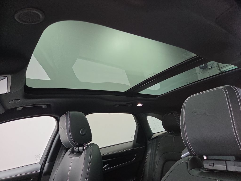 Used 2025 Jaguar F-PACE R-Dynamic S AWD/4WD image 50