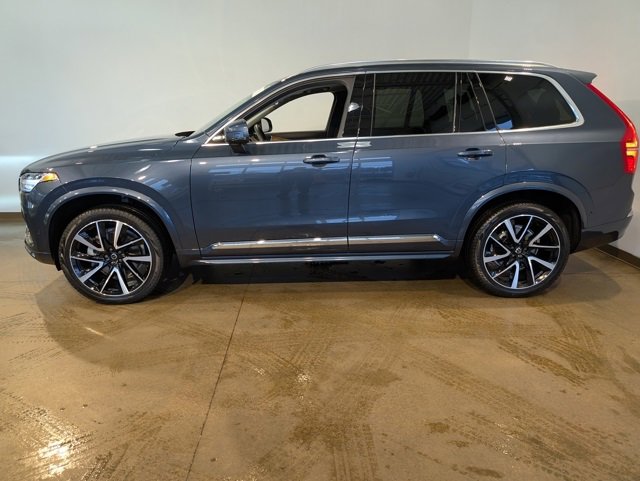 Used 2024 Volvo XC90 B6 Plus w/ Protection Package Premier image 3