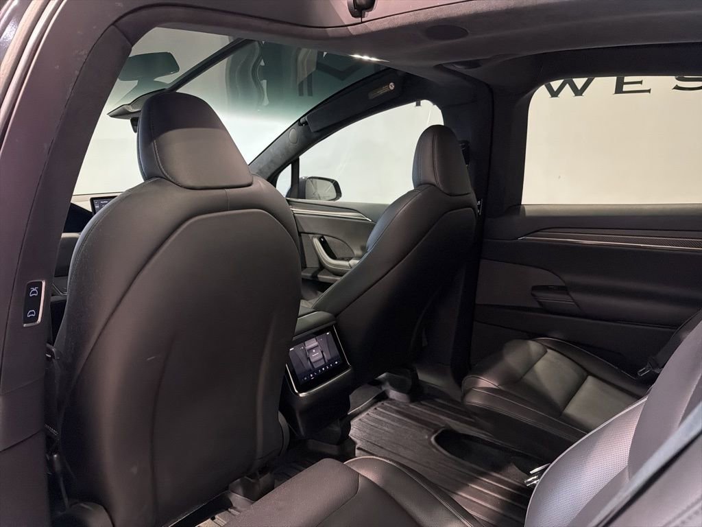 Used 2022 Tesla Model X Plaid image 28