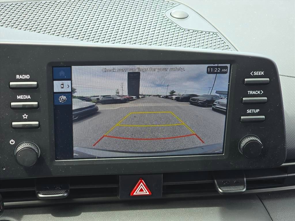 Used 2025 Hyundai Elantra Sport image 16