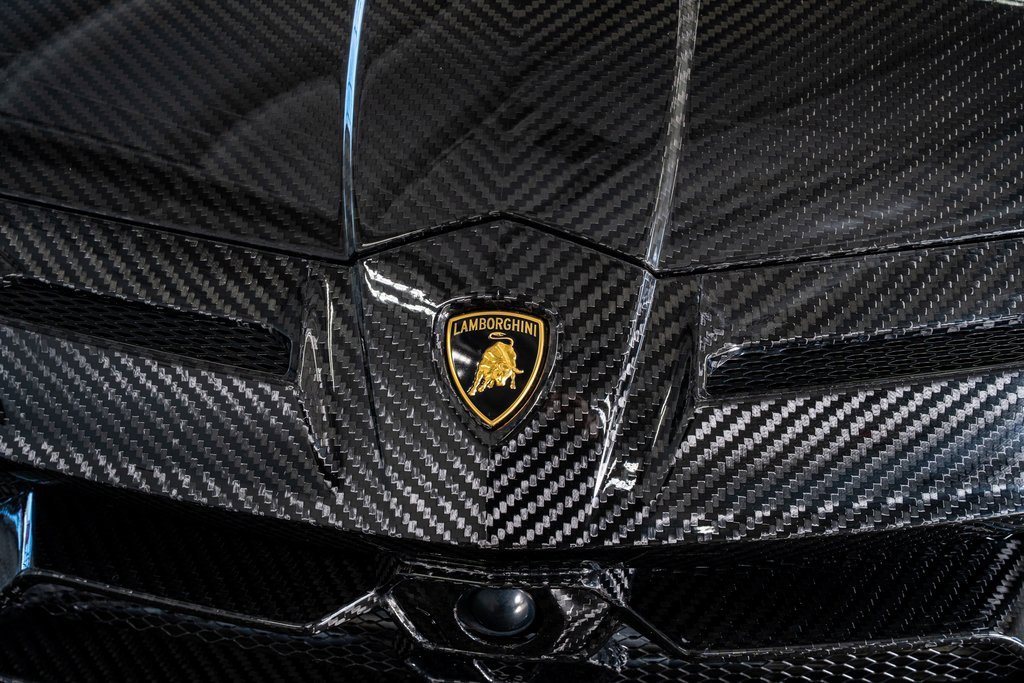 Used 2022 Lamborghini Urus image 19