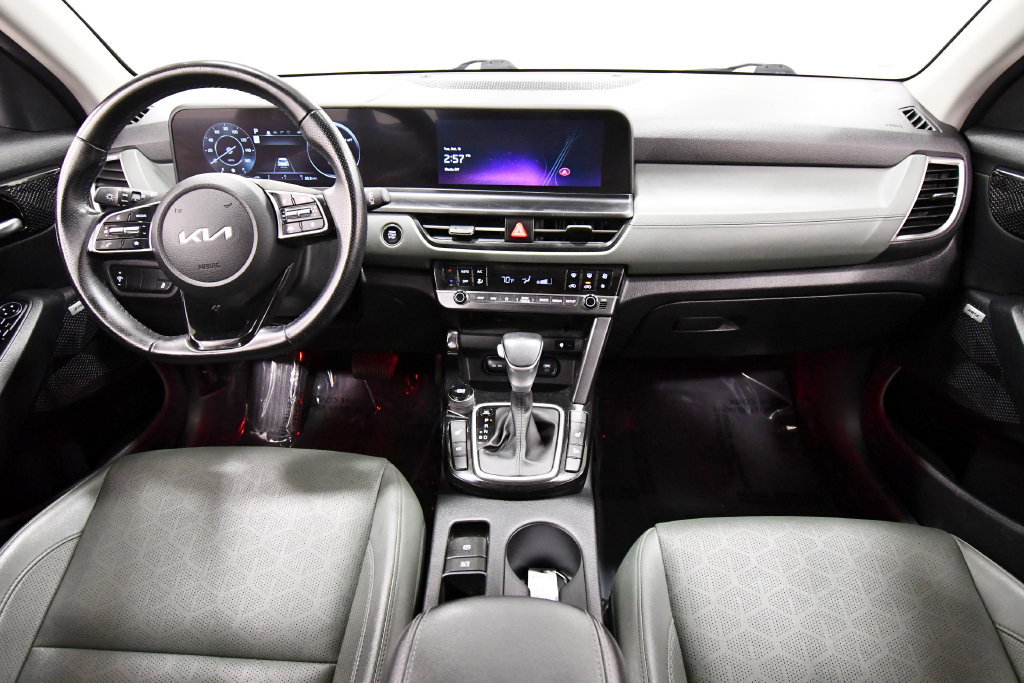 Certified 2024 Kia Seltos SX AWD/4WD image 3