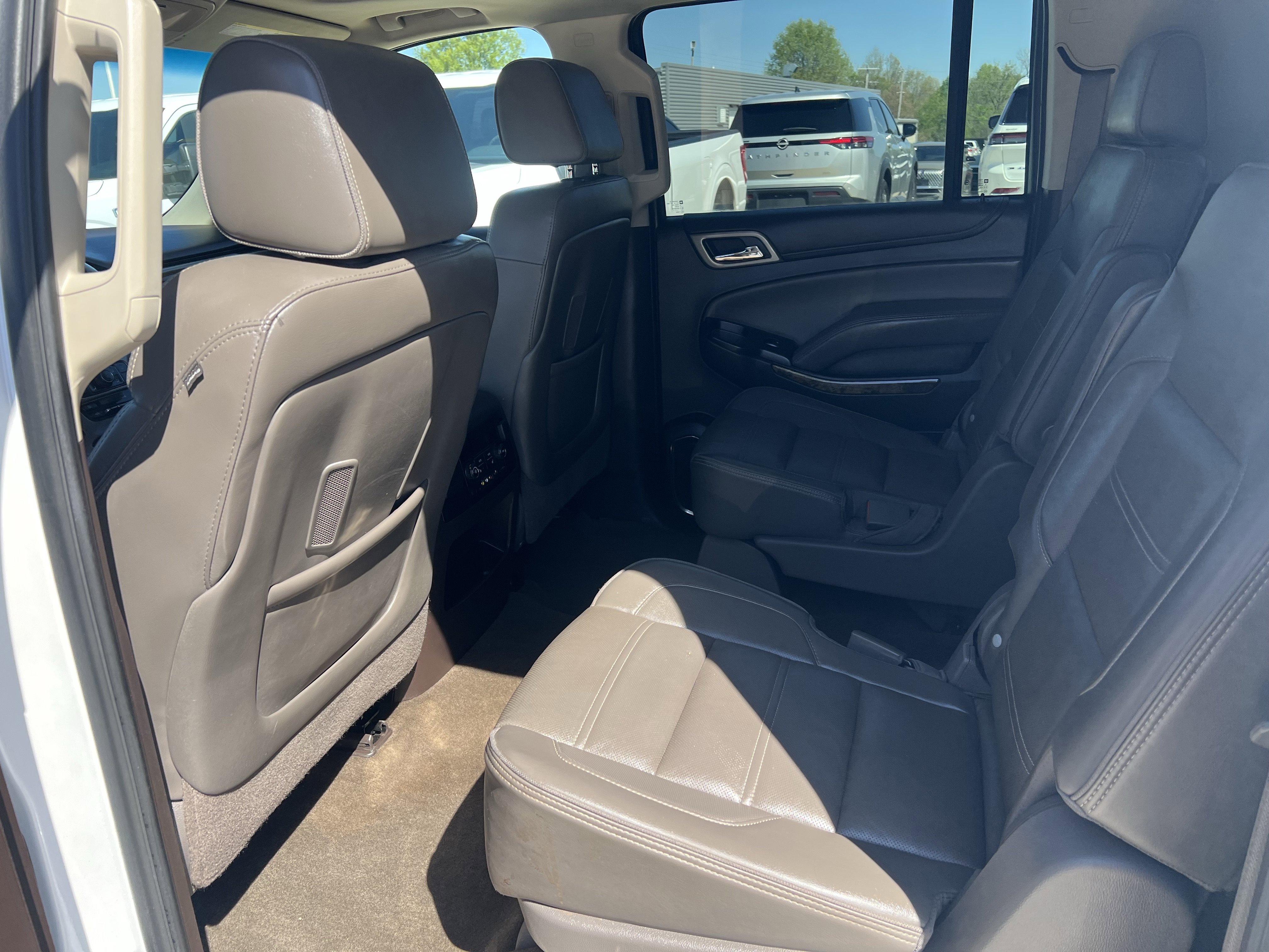 Used 2016 GMC Yukon XL Denali w/ Open Road Package image 18