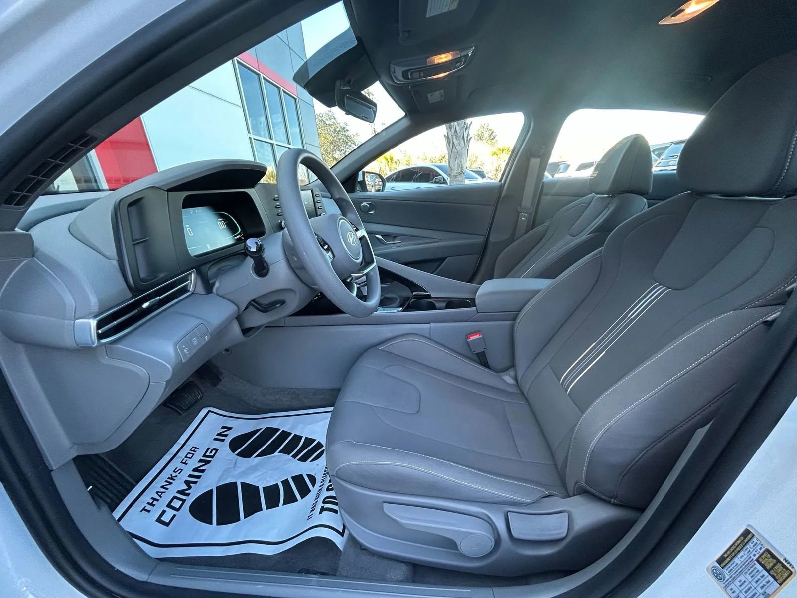 Used 2026 Hyundai Elantra Blue HEV 4D Sedan at image 10