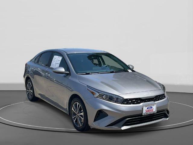Used 2024 Kia Forte LXS FWD image 4