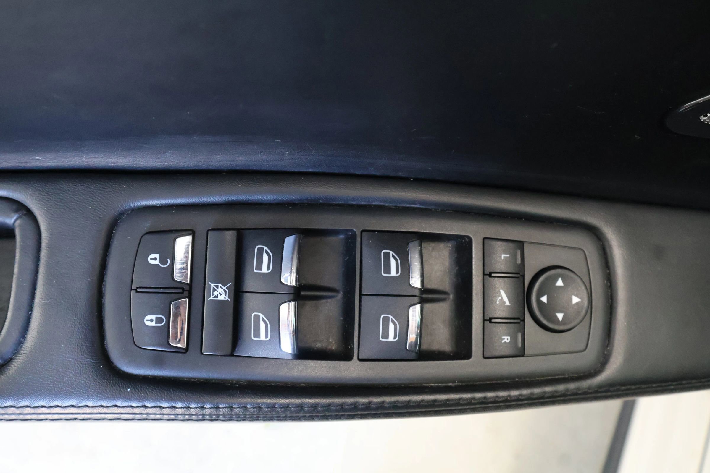 Used 2014 Maserati Quattroporte GTS RWD image 13