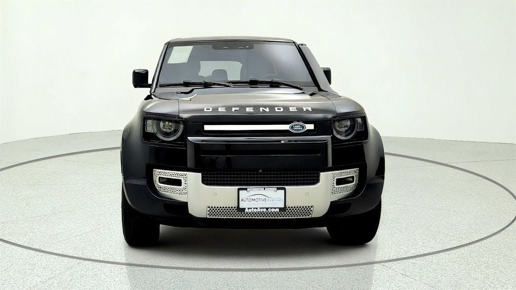 Used 2020 Land Rover Defender 110 SE AWD/4WD image 2