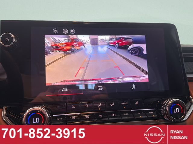 Used 2024 GMC Canyon AT4 w/ Canyon Safety Plus Package AWD/4WD image 16