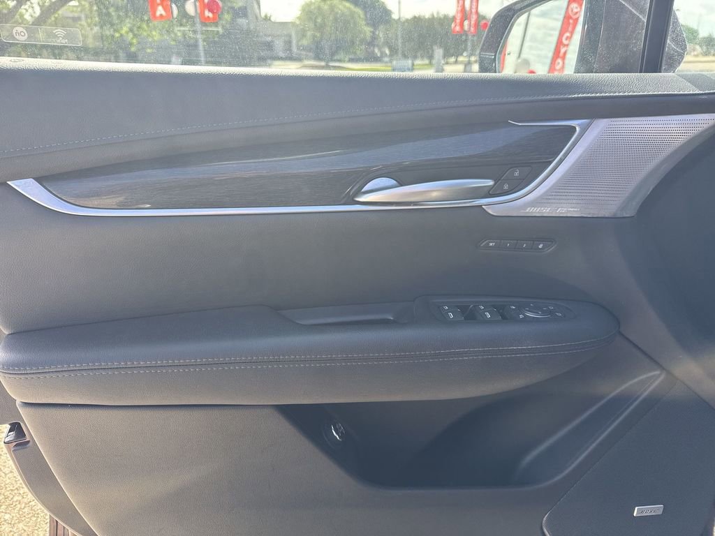 Used 2023 Cadillac XT5 Premium Luxury FWD image 15