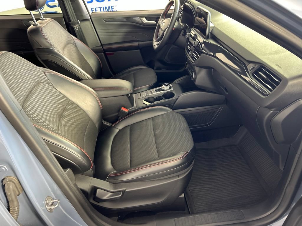 Used 2023 Ford Escape ST-Line Select AWD/4WD image 20