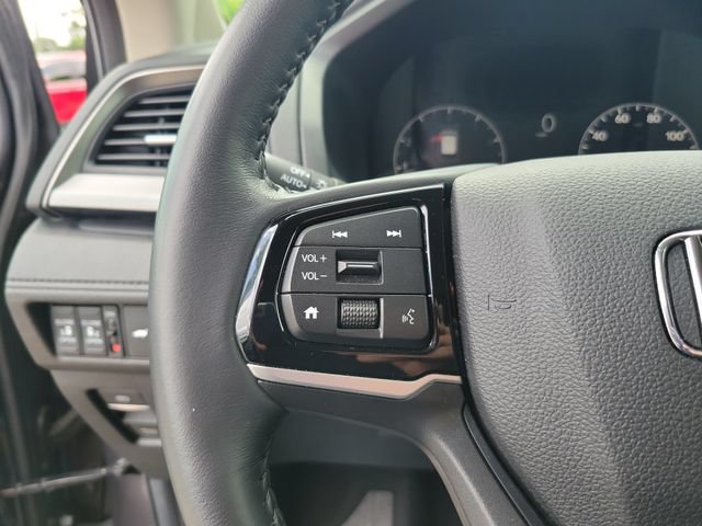 Certified 2025 Honda Odyssey EX-L image 16