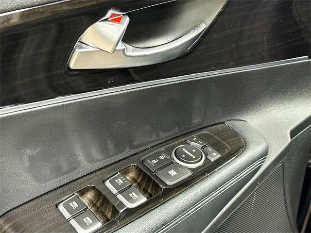 Used 2019 Kia Sorento LX image 19
