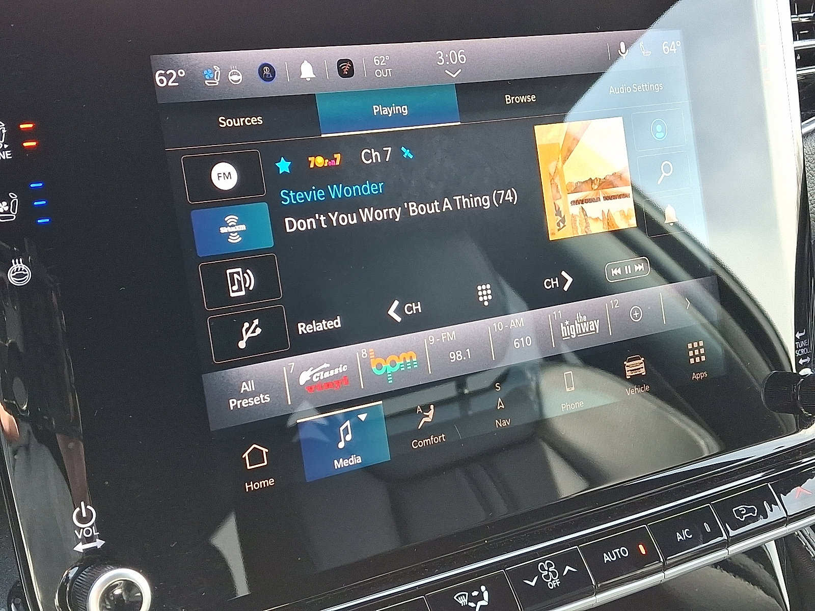 Certified 2022 Jeep Wagoneer Series I image 18