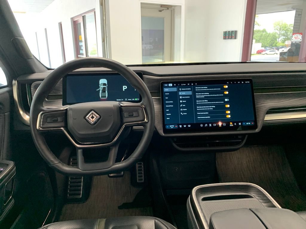 Used 2024 Rivian R1T Adventure AWD/4WD image 17