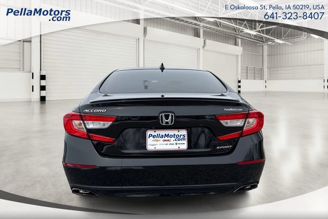 Used 2022 Honda Accord Sport image 4