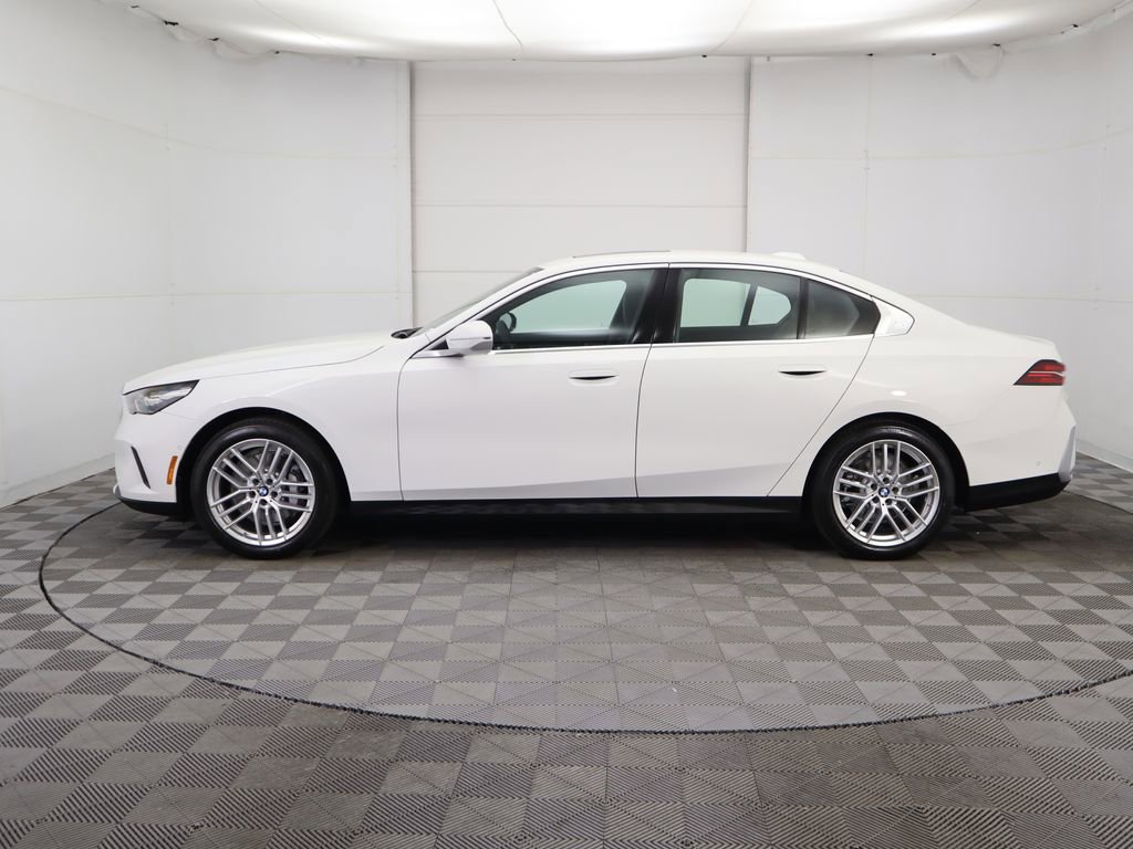 Certified 2025 BMW 530i 530i image 9