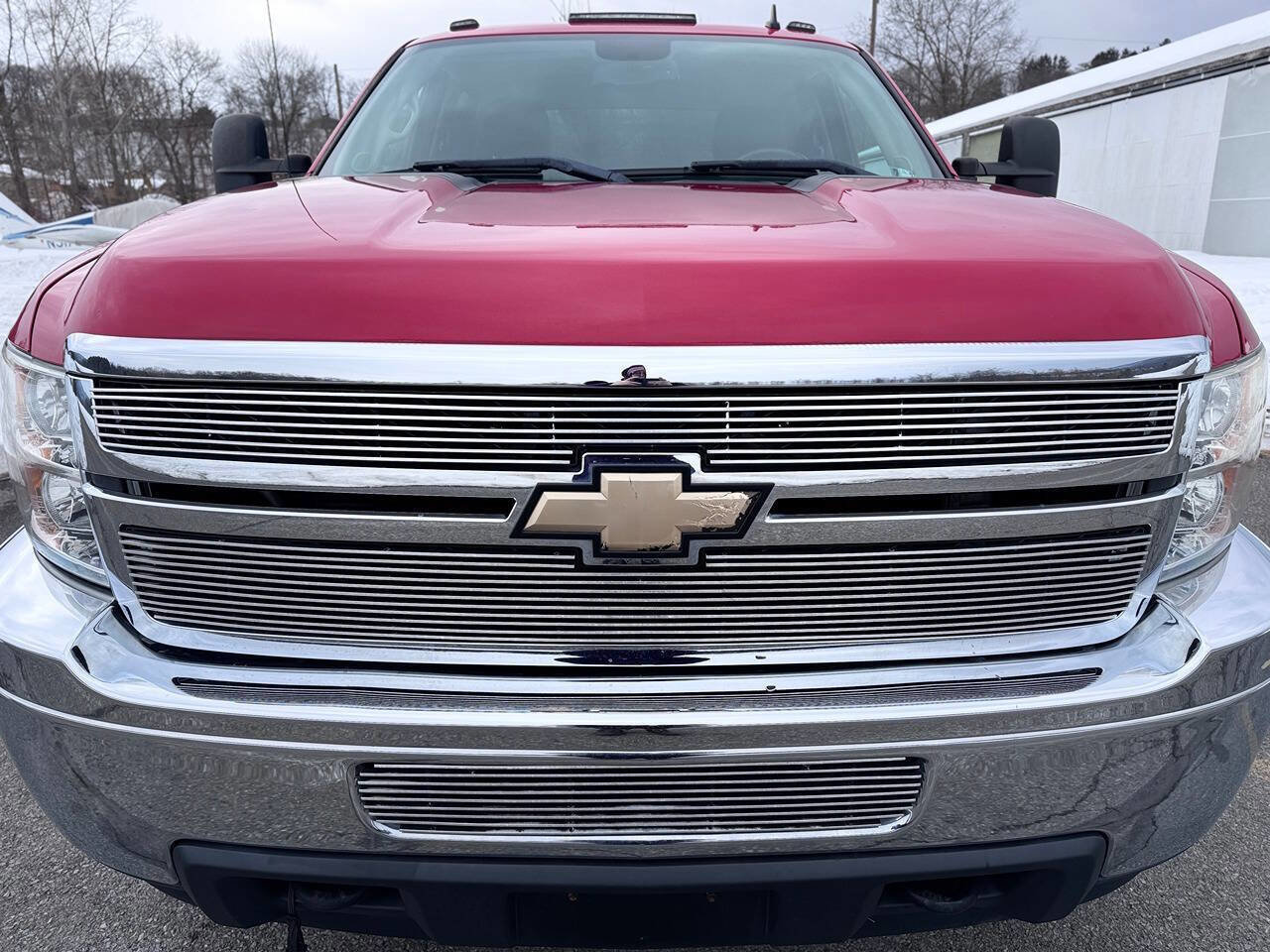 Used 2011 Chevrolet Silverado 2500 LT w/ Interior Plus Package image 3