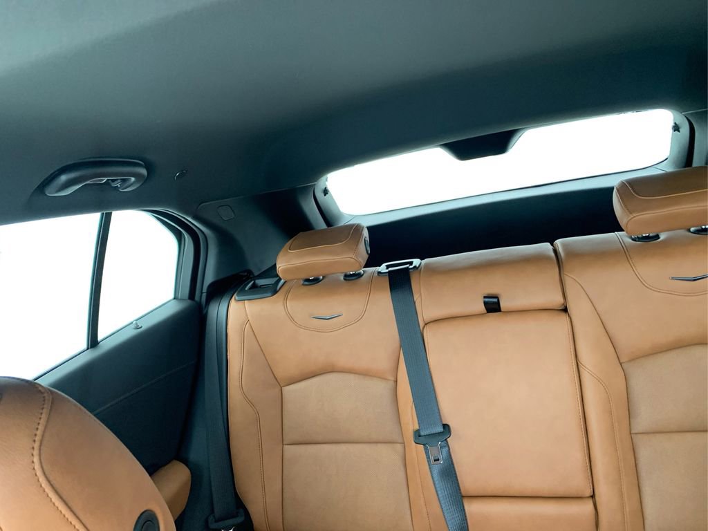 Used 2025 Cadillac XT4 Sport image 10