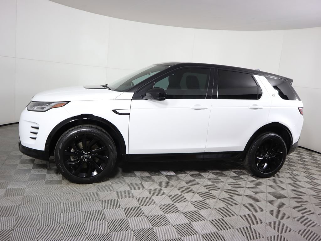 Used 2024 Land Rover Discovery Sport Dynamic SE image 8