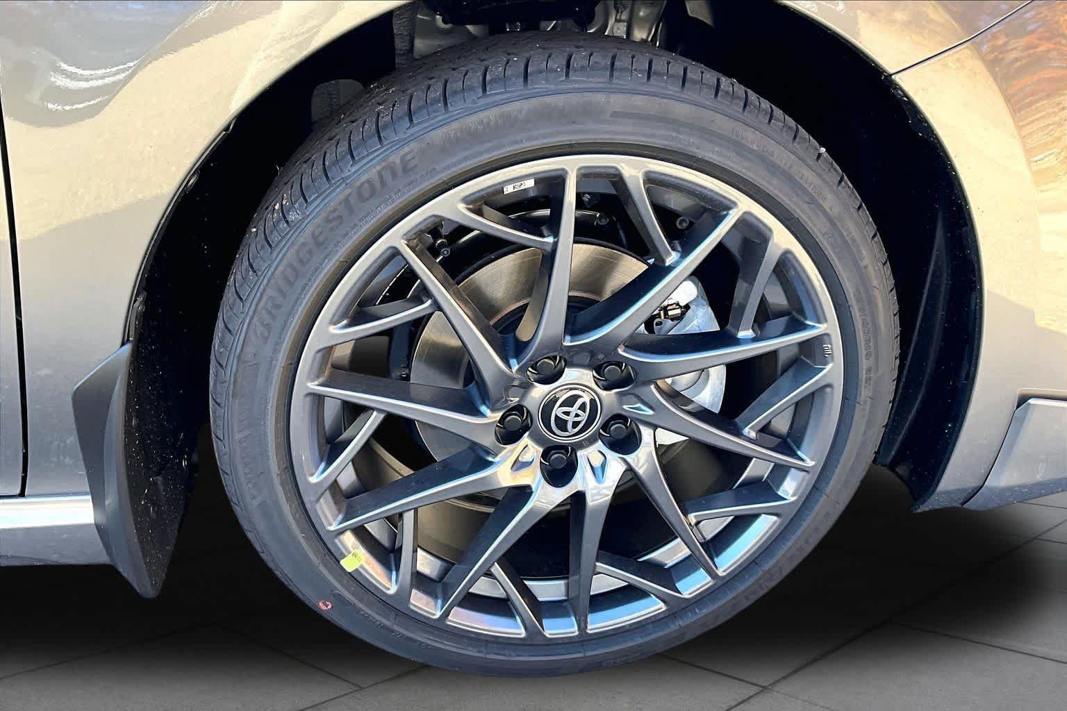 New 2026 Toyota Camry XSE w/ Premium Package AWD/4WD image 12