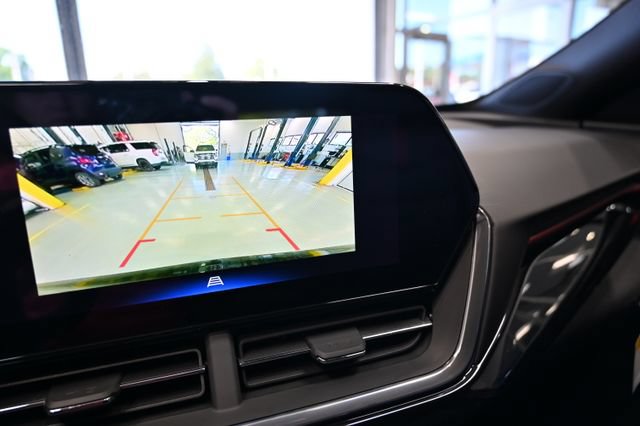 New 2026 Chevrolet Trax RS w/ Driver Confidence Package FWD image 16