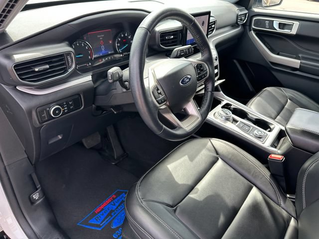Certified 2023 Ford Explorer XLT w/ Equipment Group 202A AWD/4WD image 19
