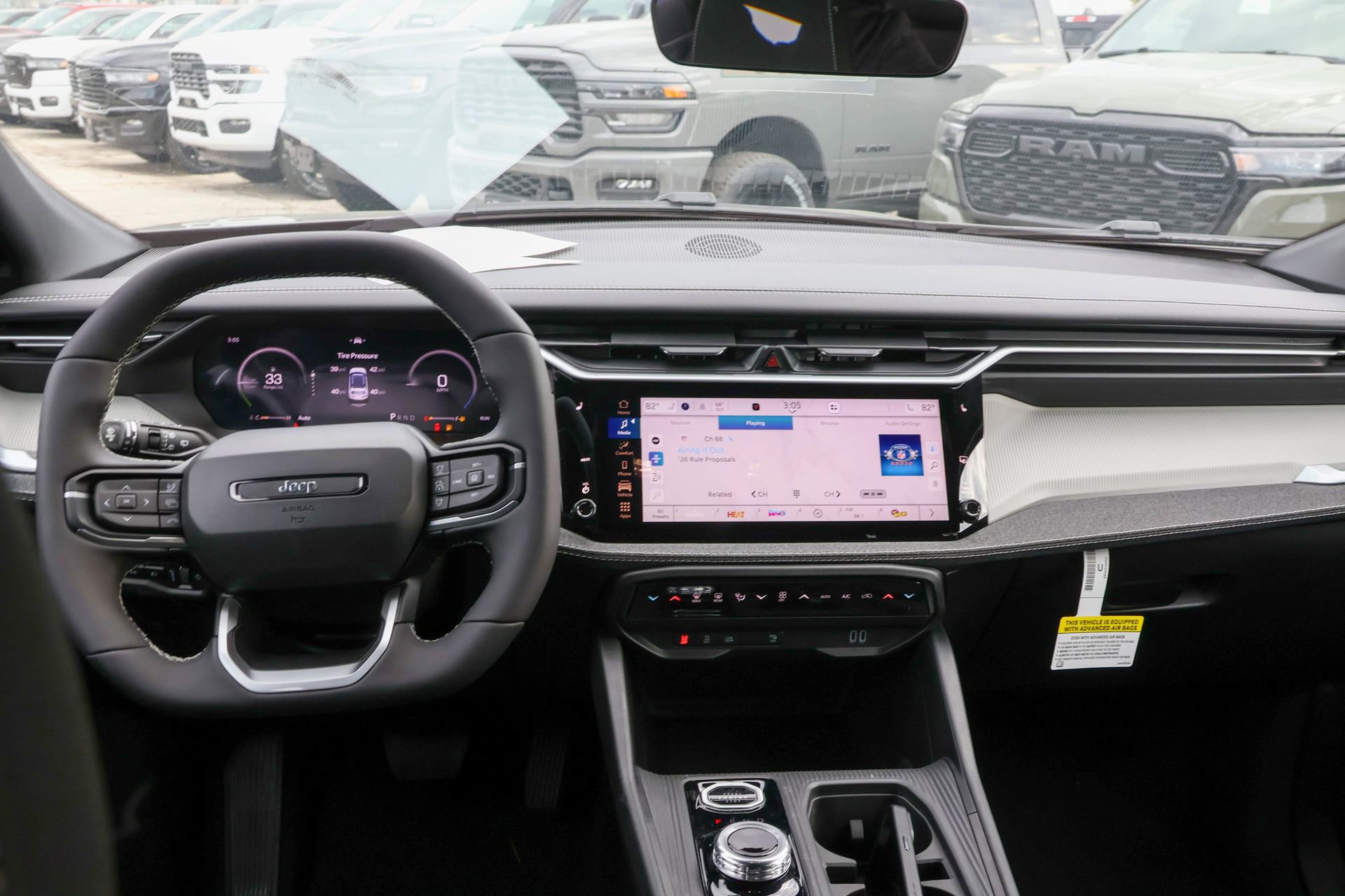 New 2026 Jeep Cherokee Laredo image 15