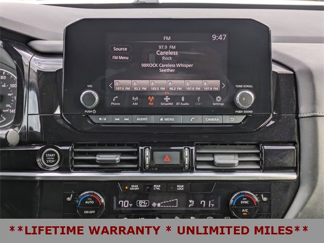 Used 2022 Nissan Pathfinder SV image 19