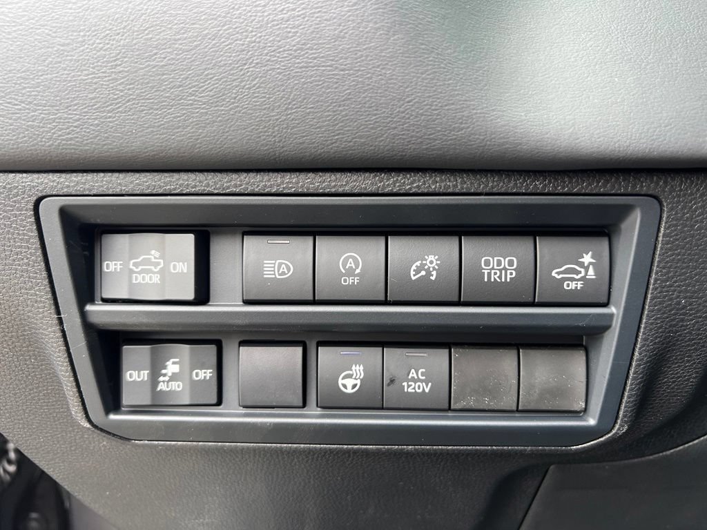 New 2026 Toyota Tundra Platinum AWD/4WD image 34