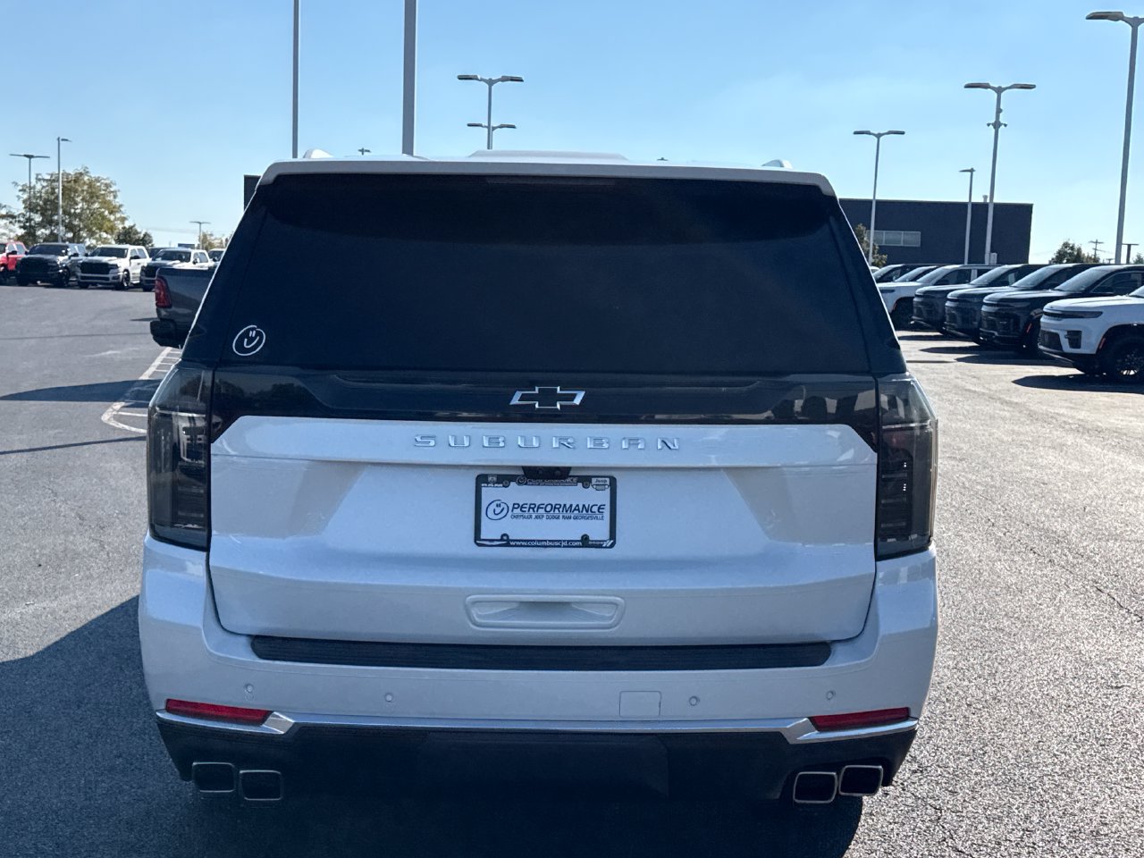 Used 2025 Chevrolet Suburban High Country AWD/4WD image 4