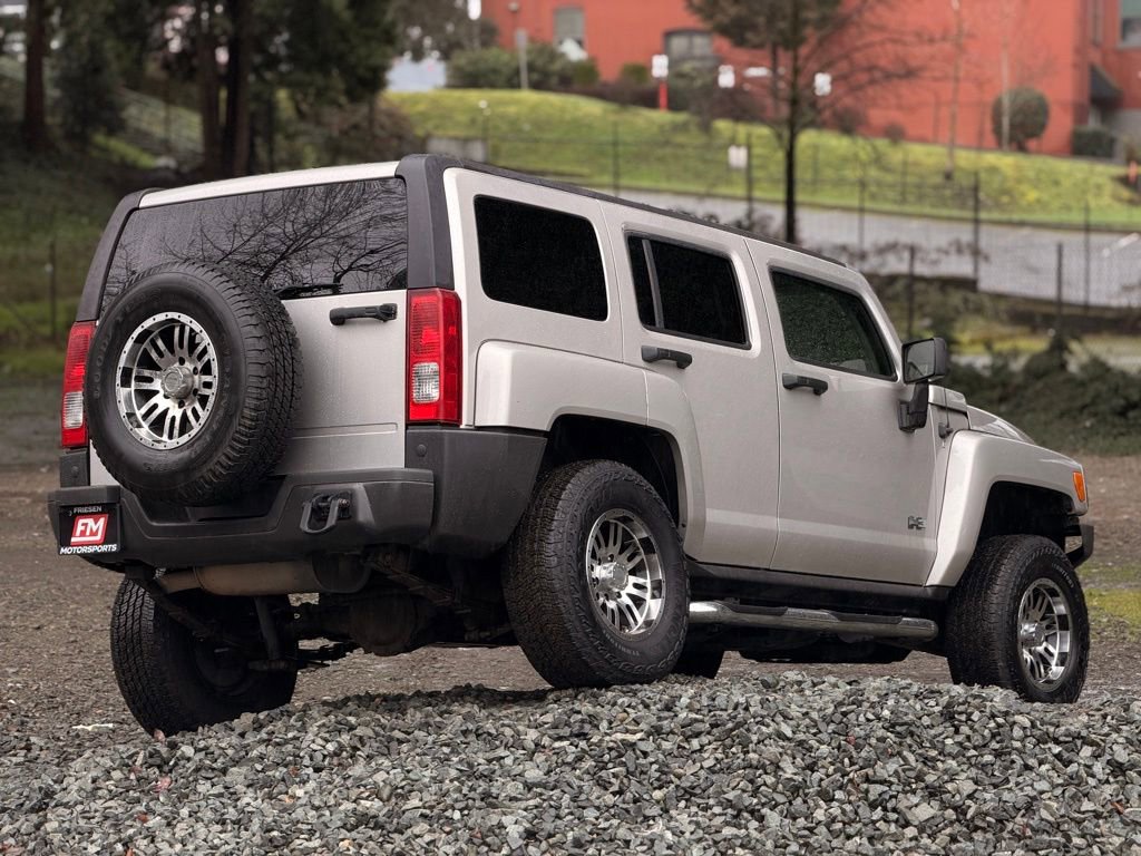 Used 2007 HUMMER H3 image 1