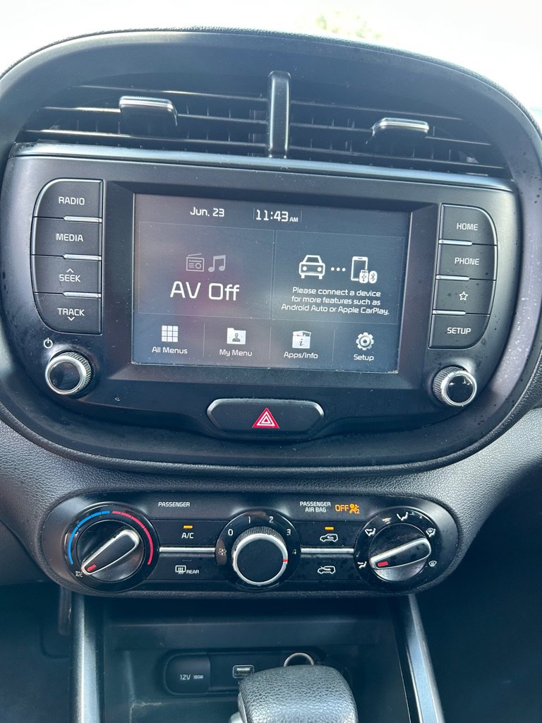 Used 2020 Kia Soul LX image 14