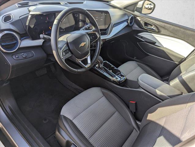 Used 2024 Chevrolet Trax LT w/ LT Convenience Package image 10