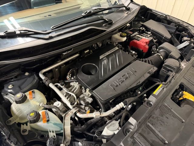 Used 2023 Nissan Rogue SV image 42